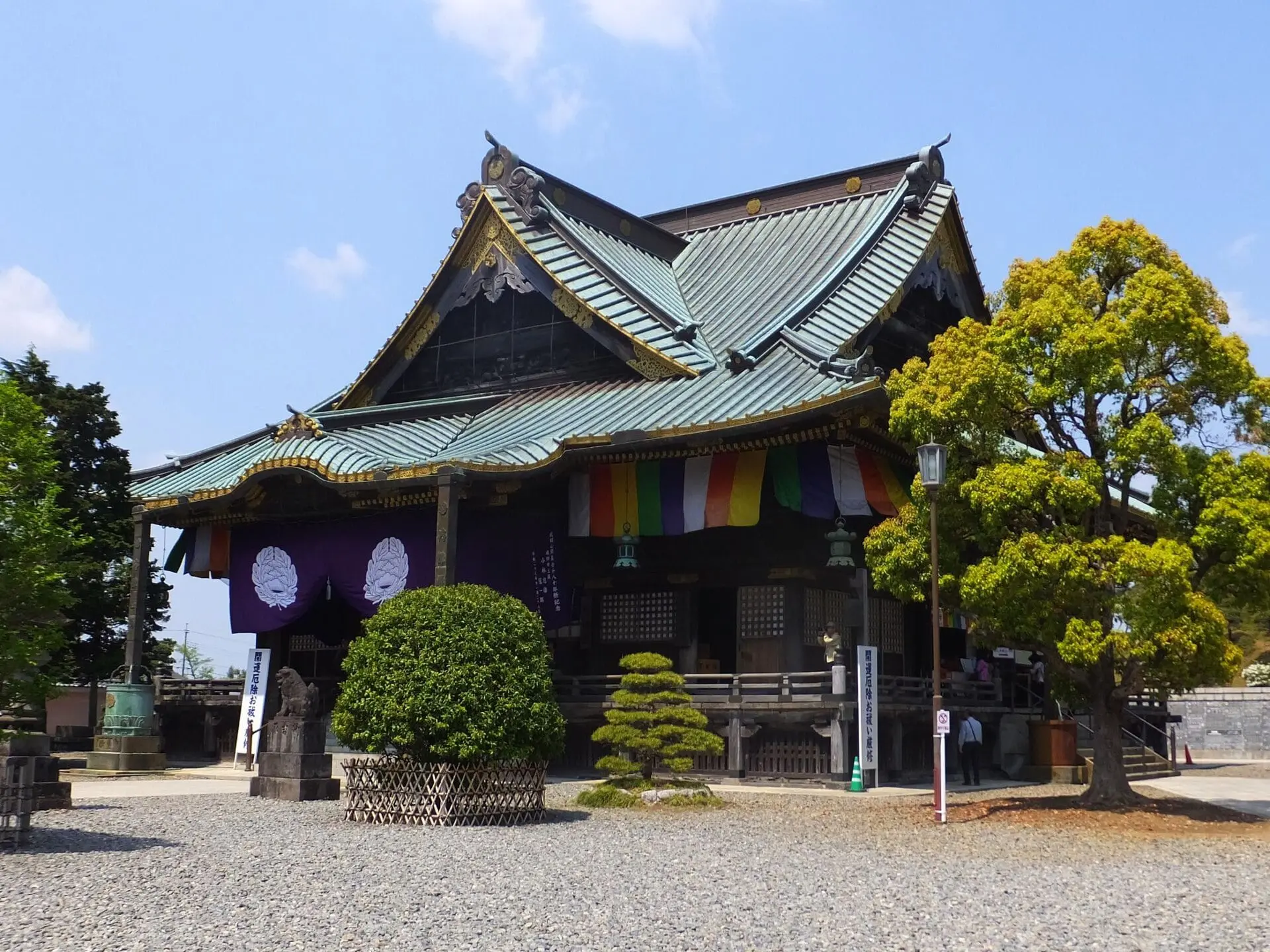 成田山新勝寺 釈迦堂の外観